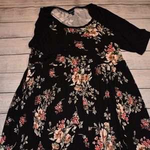 Torrid Floral Skater Dress, Size 4, Size 4x, Size 26
